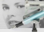 筆記具を使って文字や絵を出力！　“自動描画マシン”の実力がスゴい
