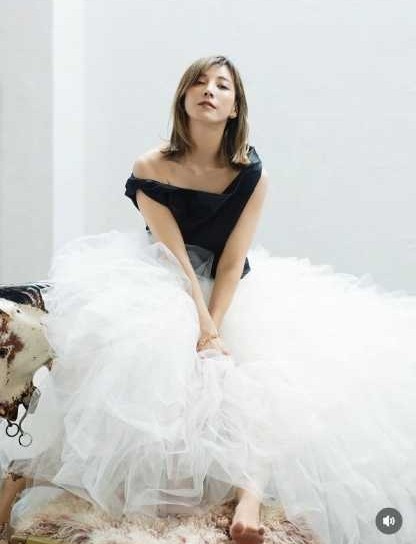 Instagram:加藤あい(@ai_kato1212)より