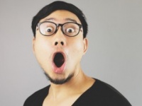 なぜそれを着てきた!?　男性がデートでドン引きする女性の服10