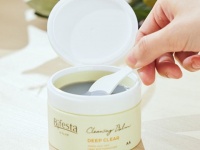 しっかりメイクもサラッとすすげる！　後肌も潤う「「ビフェスタクレンジングバーム」新発売