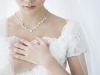 男性が着てほしいウエディングドレスTOP6　3位「セクシーなもの」