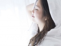 それは反則っ……！　お風呂上がりの女性に「ドキッとする」瞬間6つ