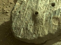 火星で最初の岩石サンプルの採取に成功。長時間の水に晒されていたことが明らかに（NASA）