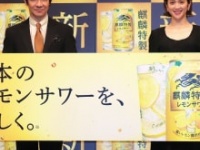 ウッチャンナンチャン・内村光良、中村アン