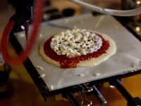 ピザだって作れる！　NASA協力のもと米国の企業が開発した宇宙で使える3Dフードプリンター