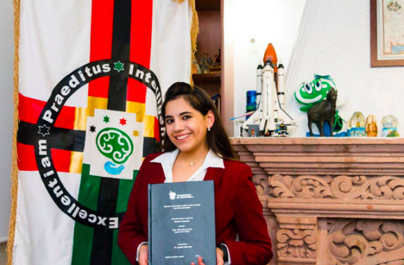 13歳で史上最年少の心理学者となったメキシコの天才少女。17歳でハーバード大学、大学院に進学