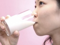 やめときゃいいのに……！　次の日、絶対下痢になるNG行動・6つ