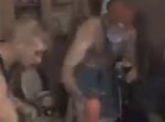 【パリピ】着火した酒をノリノリで一気飲み！　あれ、火が消えないぞ…