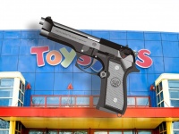 子供に夢を売るおもちゃ店「トイザらス」が銃器販売店に生まれ変わっていた件