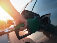 海外で拡散された「暑い日にガソリンを満タンにした車は爆発する」は本当なのか？その真実を検証