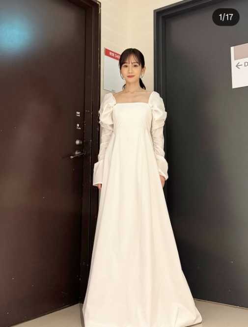 Instagram:前田敦子(@atsuko_maeda_official)より