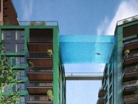 高所恐怖症激注意。2つのマンションの間に橋のようにかかる地上35メートルの透明スカイプール（イギリス）