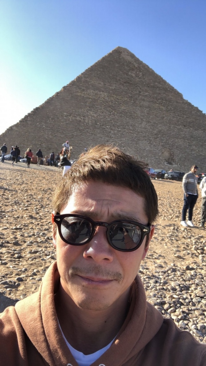 前澤友作公式ツイッターより　https://twitter.com/yousuck2020