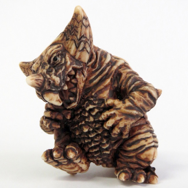 『ウルトラ怪獣根付 ゴモラ』ⓒ円谷プロ