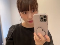 桃公式ブログより　https://ameblo.jp/momo-minbe/