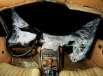 交通事故車を内側から覗いてみた写真が恐ろしい…