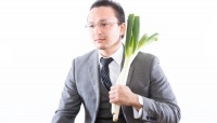 「ヤンキーだけど親切」VS「真面目そうなのに非常識」どっちが印象に残る？ 先輩社会人に聞いてみた！
