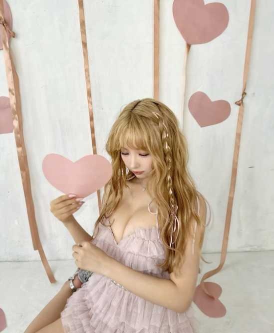 Instagram:三上悠亜(@yua_mikami)より