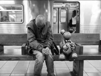 「家族会議で家から追い出され...」高齢化する万引き犯の悲しき実態