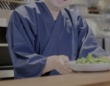 沖縄旅行中に居酒屋で翌日の昼食を聞かれた私。コンビニか弁当だと答えると店員に「それはダメ」と言われて