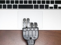 ​芸術の分野でも人工知能の挑戦。小説や音楽を創作