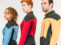 U.S.S.エンタープライズ号に乗り込むとき。宇宙探索にぴったりのスタートレック風デニムジャケットが登場