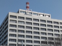 校長室で『勤務中に飲酒』　女性校長(57)停職処分　PTA総会や職員会議で【居眠り】も繰り返す…