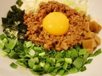 カップうどんが台湾まぜそばに（画像はイメージ）