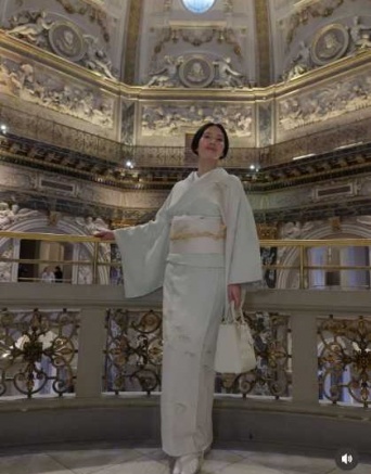 Instagram:Miki Nakatani(@mikinakatanioffiziell)より