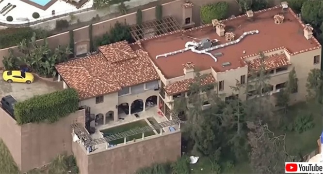 ビバリーヒルズの豪邸を不法占拠し、夜な夜などんちゃん騒ぎする人々に住民激怒