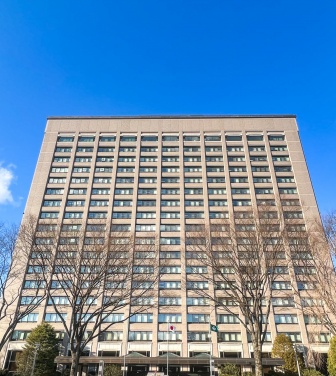 商業施設で『女性のスカート内』盗撮　小学校教諭(25)懲戒免職　教諭は「被害者に大変申し訳ない」