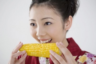 花火デートの前に要チェック！　彼女に夜店で食べてほしくないものランキング