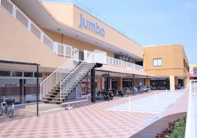 じゃんぼスクエア香芝(画像は賛栄商事のウェブサイトより)