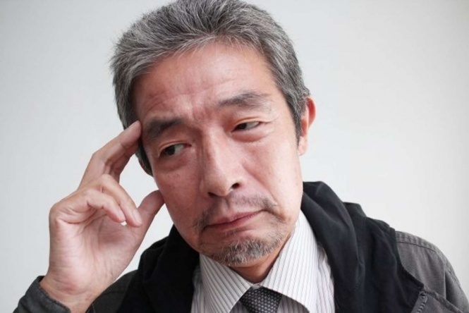 ちっとも席を譲ってくれない頑固な男性（画像はイメージ）