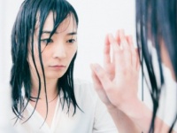 正直うざい？　すぐ泣く女の心理と男性の本音5つ