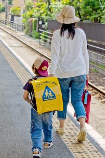 それが“しつけ”？　街でみかけた「毒親」4