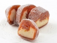 【丸の内土産】市田柿をまるごと1個使用！　白あんとの相性抜群の上品な和菓子「粋甘粛」