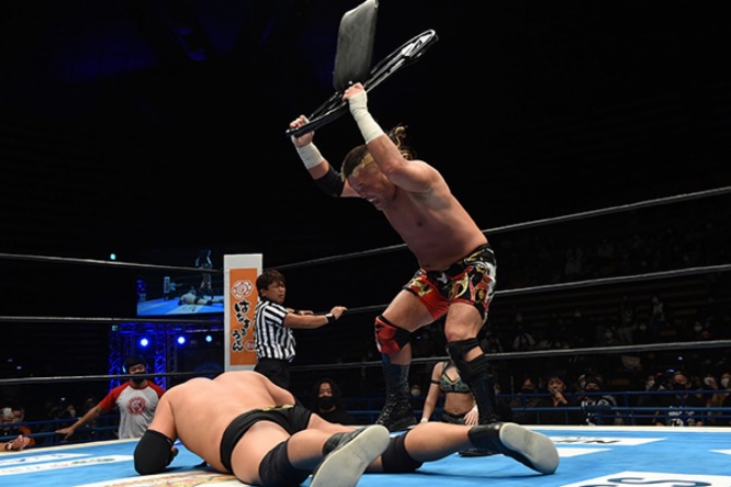 オーカーンをメッタ打ちにする天山広吉