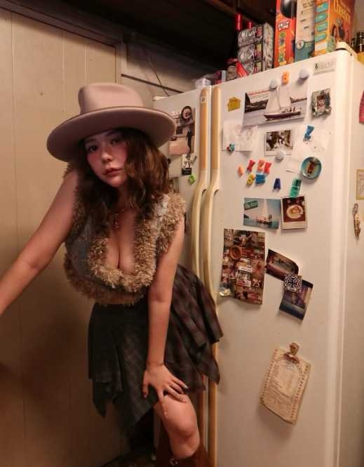 Instagram:村重杏奈(@hktanna4848)より