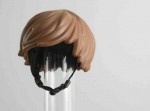 もうダサいなんて言わせない！　ヘアスタイル型ヘルメットはどうだ！