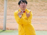 ダンディ坂野さん（Ogiyoshisanさん撮影、Wikimedia Commonsより）