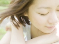 67％の女性は全然OK！　彼にすっぴんを見られるのは抵抗がある？