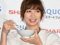 篠田麻里子