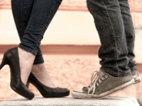 男子に聞いた！　理想の彼女の身長ランキング2位は「160cm～165cm未満」　1位は？