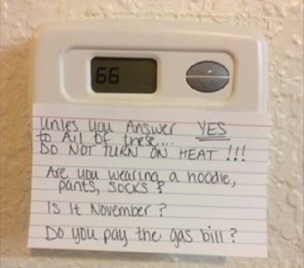 お母さんが子どもたちに書いた「暖房のスイッチを入れていい3つの条件」のメモが厳しすぎると話題に