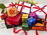 結婚祝いのプレゼント、人気ランキング～既婚男女に調査～