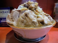 ついに二郎が関西に！（画像は仙川店のもの。Takeshi Kiriyaさん撮影。Flickrより）