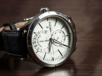 腕時計を持っている大学生は約8割！ 購入時に重視するポイントは「デザイン」