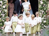 ピッパ・ミドルトンさんの結婚式で皆の視線を集めたのは、とってもキュートなジョージ王子とシャーロット王女！
