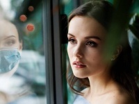 マスクを外したくても外せない「ファントムマスク症候群」に悩まされる人が世界で増加中